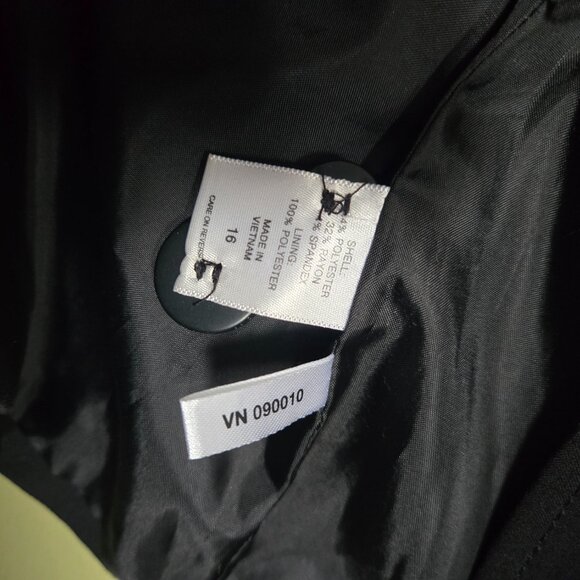 New York & Company Women's Classic Stretch Blazer in Black, Size 16 - Picture 7 of 8